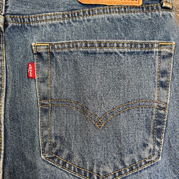 Levis 505 Jeans Men 34x34 Blue Medium Straight Relaxed Cotton Fade 31" Inseam - Picture 8 of 12